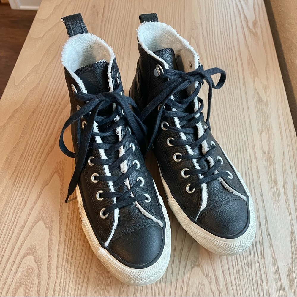 Converse CTAS Hiker Leather Boot Sneaker Hi Sherpa Lined